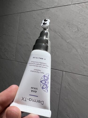 AHA Serum photo review